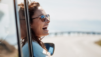 woman travelling by car žena cestující autem
